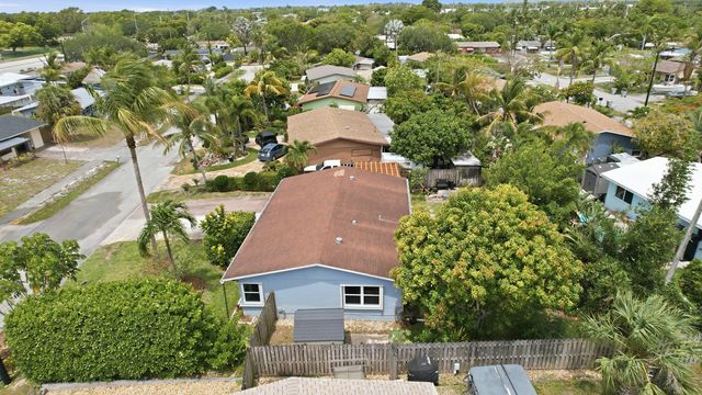 941 NE 23rd Court, Pompano Beach, FL 33064