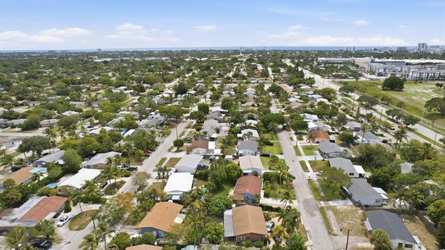 941 NE 23rd Court, Pompano Beach, FL 33064