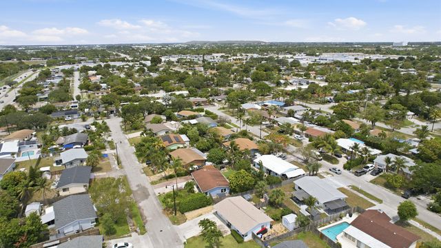 941 NE 23rd Court, Pompano Beach, FL 33064