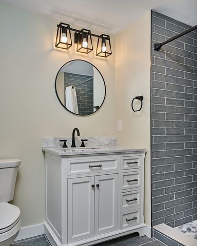 28 Cook Rd, Southampton, MA 01073