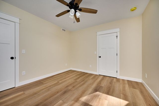 28 Cook Rd, Southampton, MA 01073