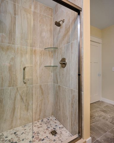 28 Cook Rd, Southampton, MA 01073