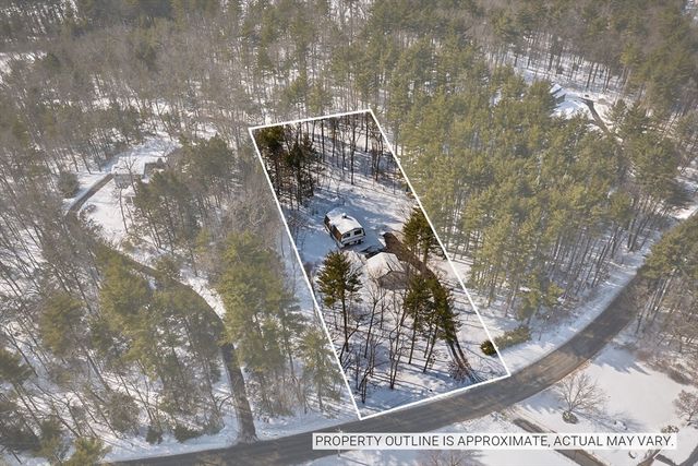 28 Cook Rd, Southampton, MA 01073