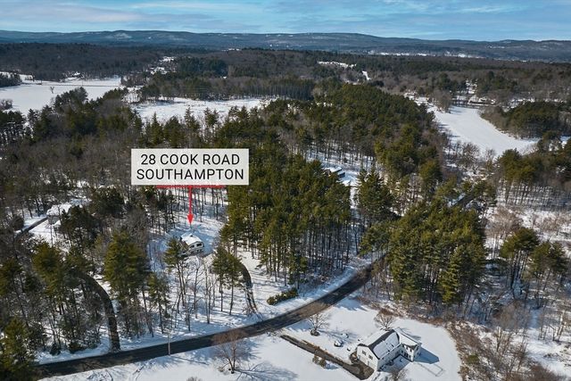 28 Cook Rd, Southampton, MA 01073