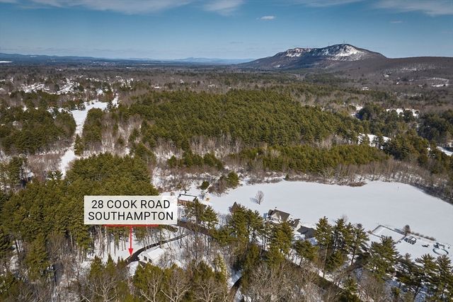 28 Cook Rd, Southampton, MA 01073