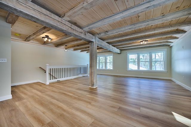 28 Cook Rd, Southampton, MA 01073