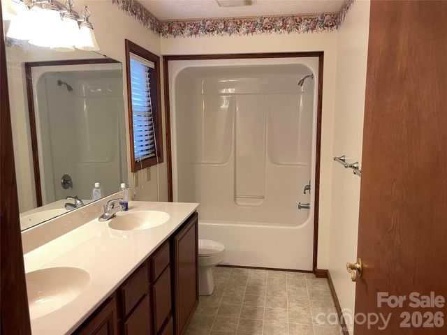 118 Whitewater Drive, Maggie Valley, NC 28751