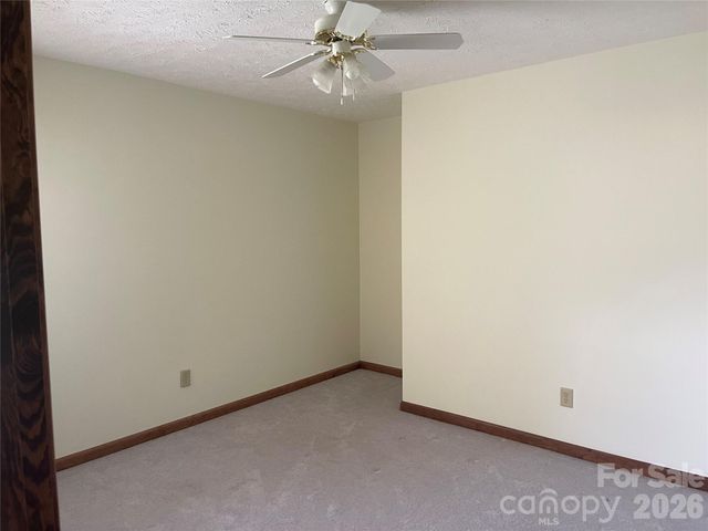 118 Whitewater Drive, Maggie Valley, NC 28751