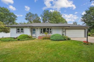 3236 Midway Drive, Waterloo, IA 50701