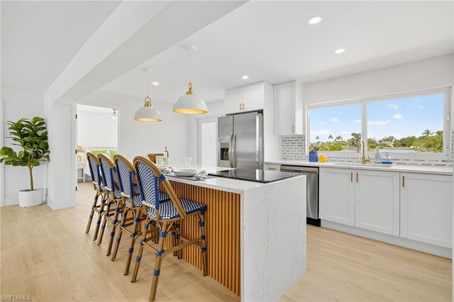 1377 Sand Castle RD, Sanibel, FL 33957