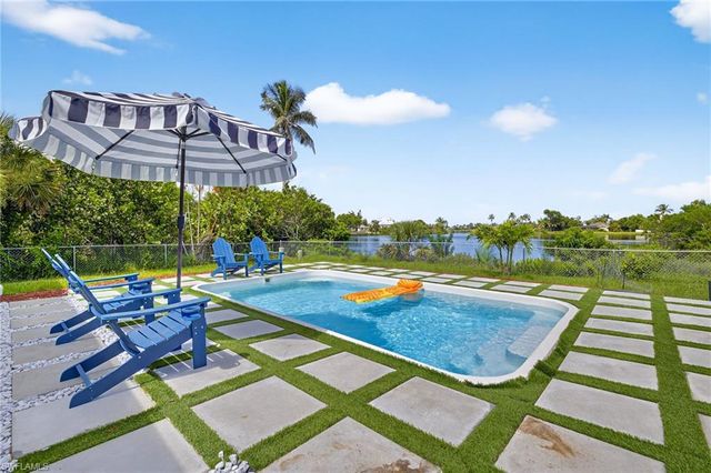 1377 Sand Castle RD, Sanibel, FL 33957