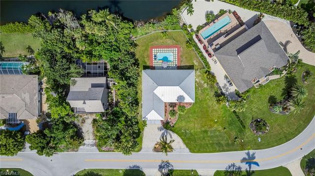 1377 Sand Castle RD, Sanibel, FL 33957