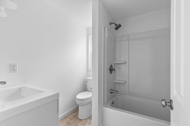 23 Harry Kemp Way APT A, Provincetown, MA 02657