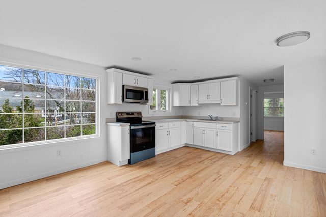 23 Harry Kemp Way APT A, Provincetown, MA 02657