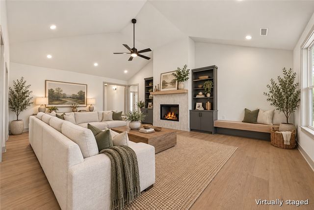 242 Kinross Drive, Bella Vista, AR 72715