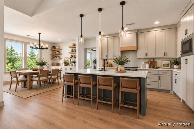 242 Kinross Drive, Bella Vista, AR 72715