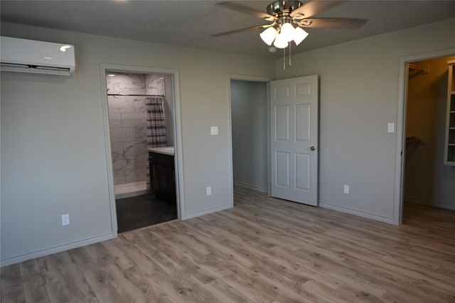 12528 Fm 830 Road 1, Willis, TX 77318