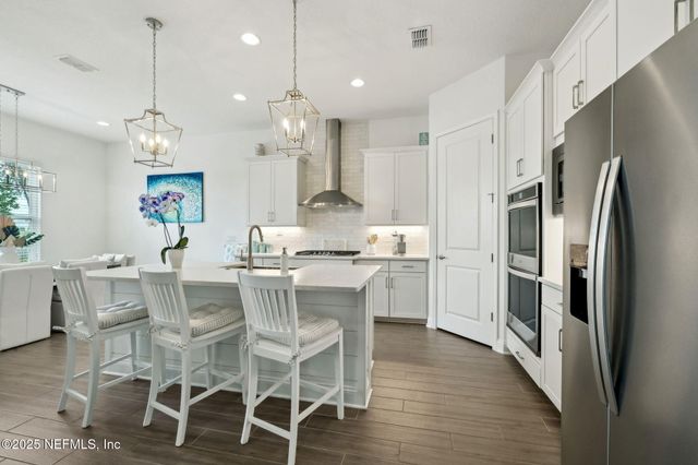 560 RUM RUNNER Way, St. Johns, FL 32259