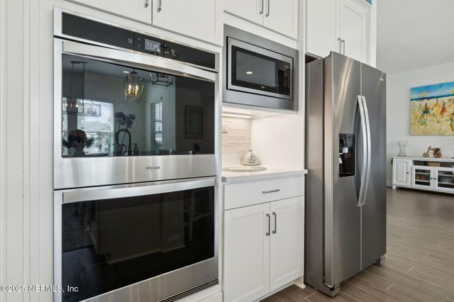 560 RUM RUNNER Way, St. Johns, FL 32259