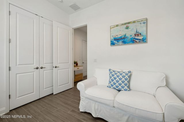 560 RUM RUNNER Way, St. Johns, FL 32259