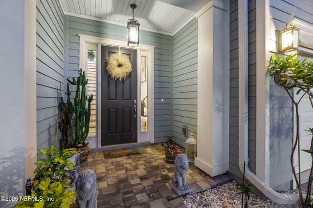 560 RUM RUNNER Way, St. Johns, FL 32259