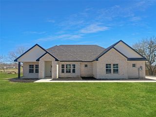 205 McElroy Street, Southmayd, TX 76268