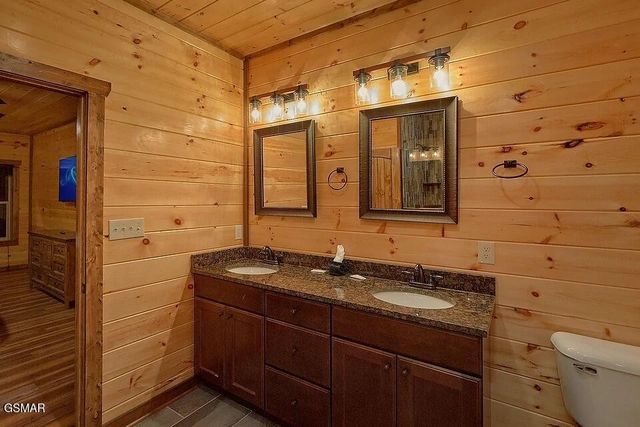 3286 Lonesome Pine Way, Sevierville, TN 37862