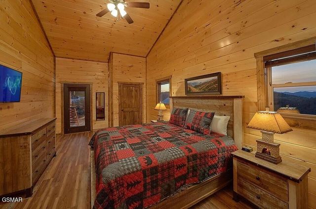 3286 Lonesome Pine Way, Sevierville, TN 37862