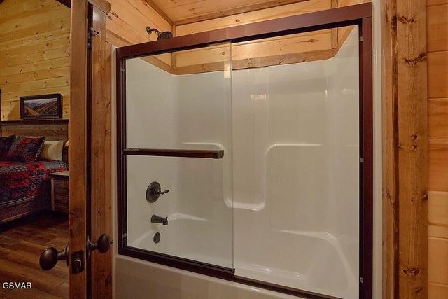 3286 Lonesome Pine Way, Sevierville, TN 37862