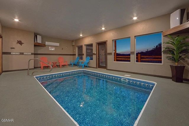 3286 Lonesome Pine Way, Sevierville, TN 37862