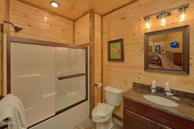 3286 Lonesome Pine Way, Sevierville, TN 37862