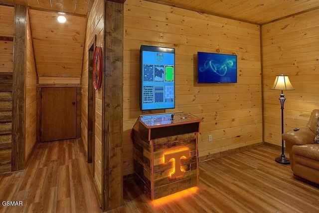 3286 Lonesome Pine Way, Sevierville, TN 37862