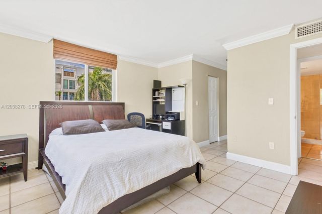 1605 Bay Rd 308, Miami Beach, FL 33139