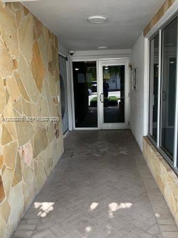 1605 Bay Rd 308, Miami Beach, FL 33139