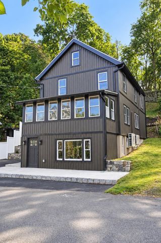 13 East Street, Beacon, NY 12508