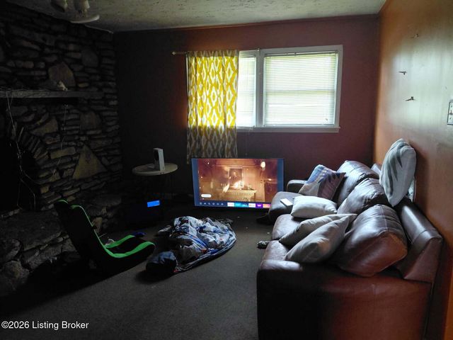 4901 Belmont Ave, Louisville, KY 40258