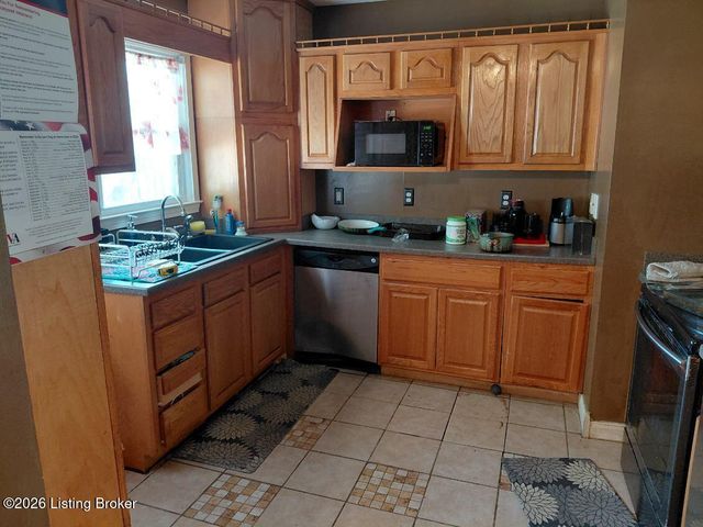 4901 Belmont Ave, Louisville, KY 40258