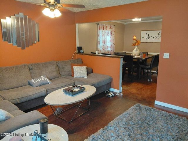 4901 Belmont Ave, Louisville, KY 40258