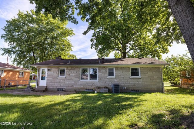 5212 Mercury Dr, Louisville, KY 40258