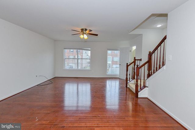 8427 STANSBURY LAKE DR, Baltimore, MD 21222