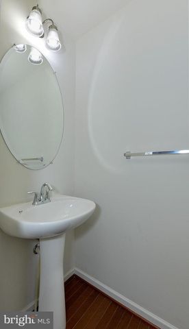 8427 STANSBURY LAKE DR, Baltimore, MD 21222