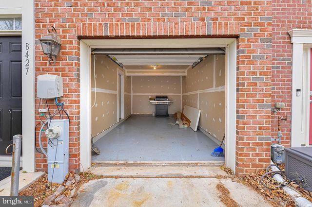 8427 STANSBURY LAKE DR, Baltimore, MD 21222