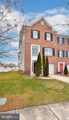 8427 STANSBURY LAKE DR, Baltimore, MD 21222