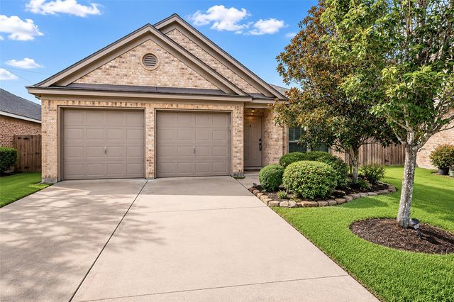 31803 Forest Park Trail, Conroe, TX 77385
