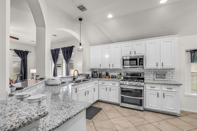 31803 Forest Park Trail, Conroe, TX 77385