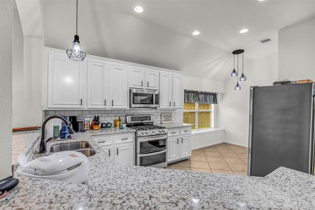 31803 Forest Park Trail, Conroe, TX 77385