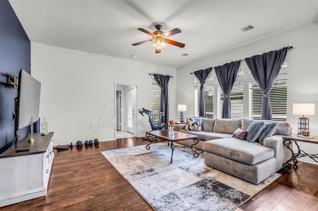 31803 Forest Park Trail, Conroe, TX 77385