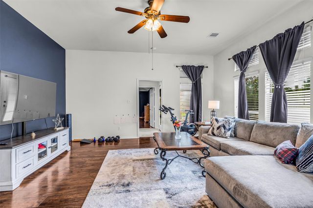 31803 Forest Park Trail, Conroe, TX 77385