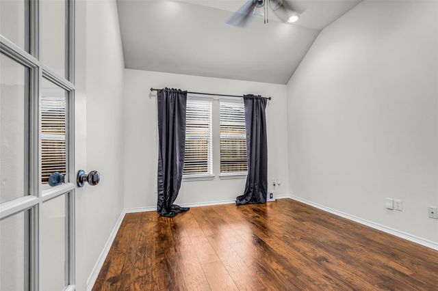 31803 Forest Park Trail, Conroe, TX 77385