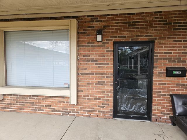 5544 147th Street B4, Oak Forest, IL 60452